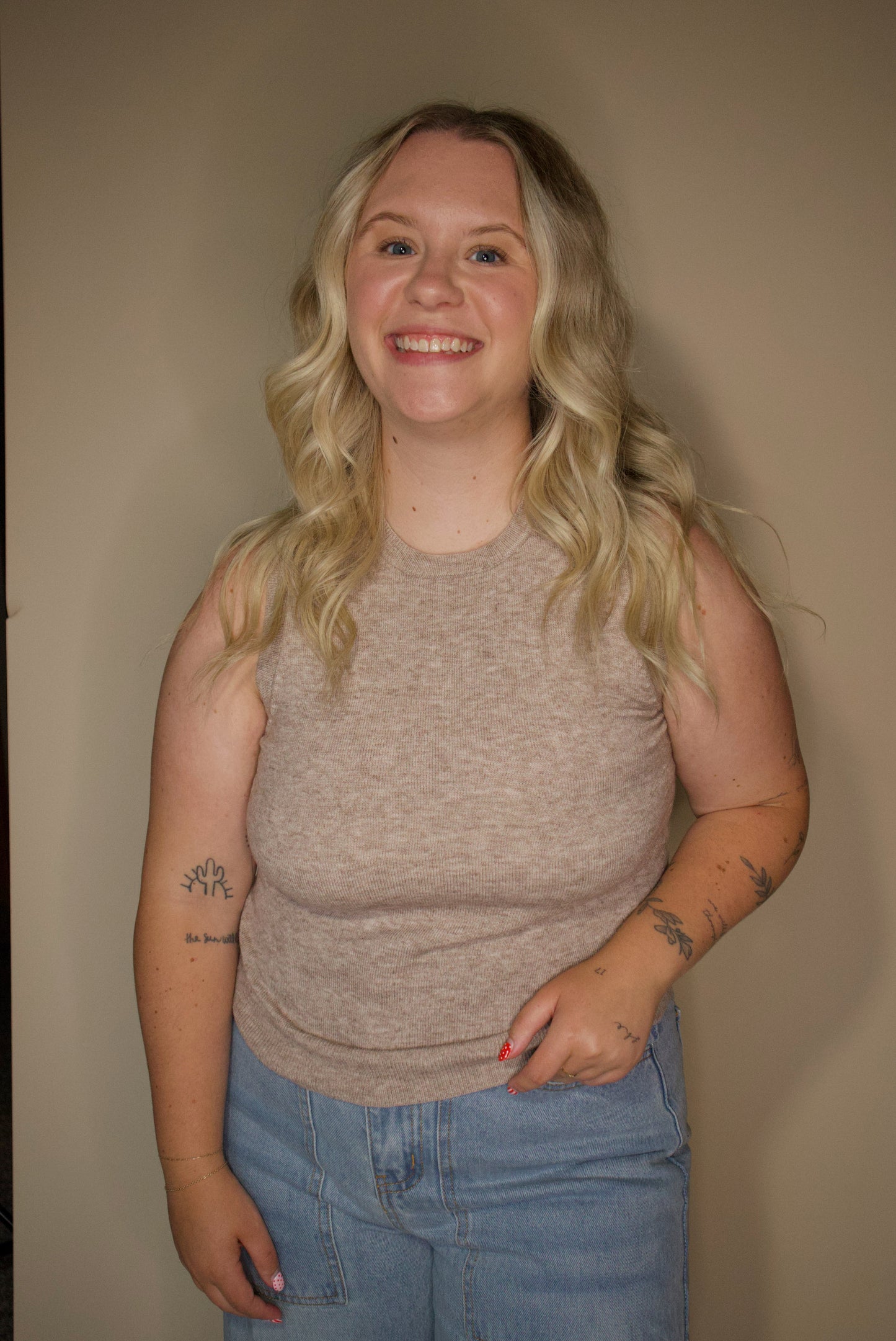 Bridgette Sleeveless Sweater With Scarf