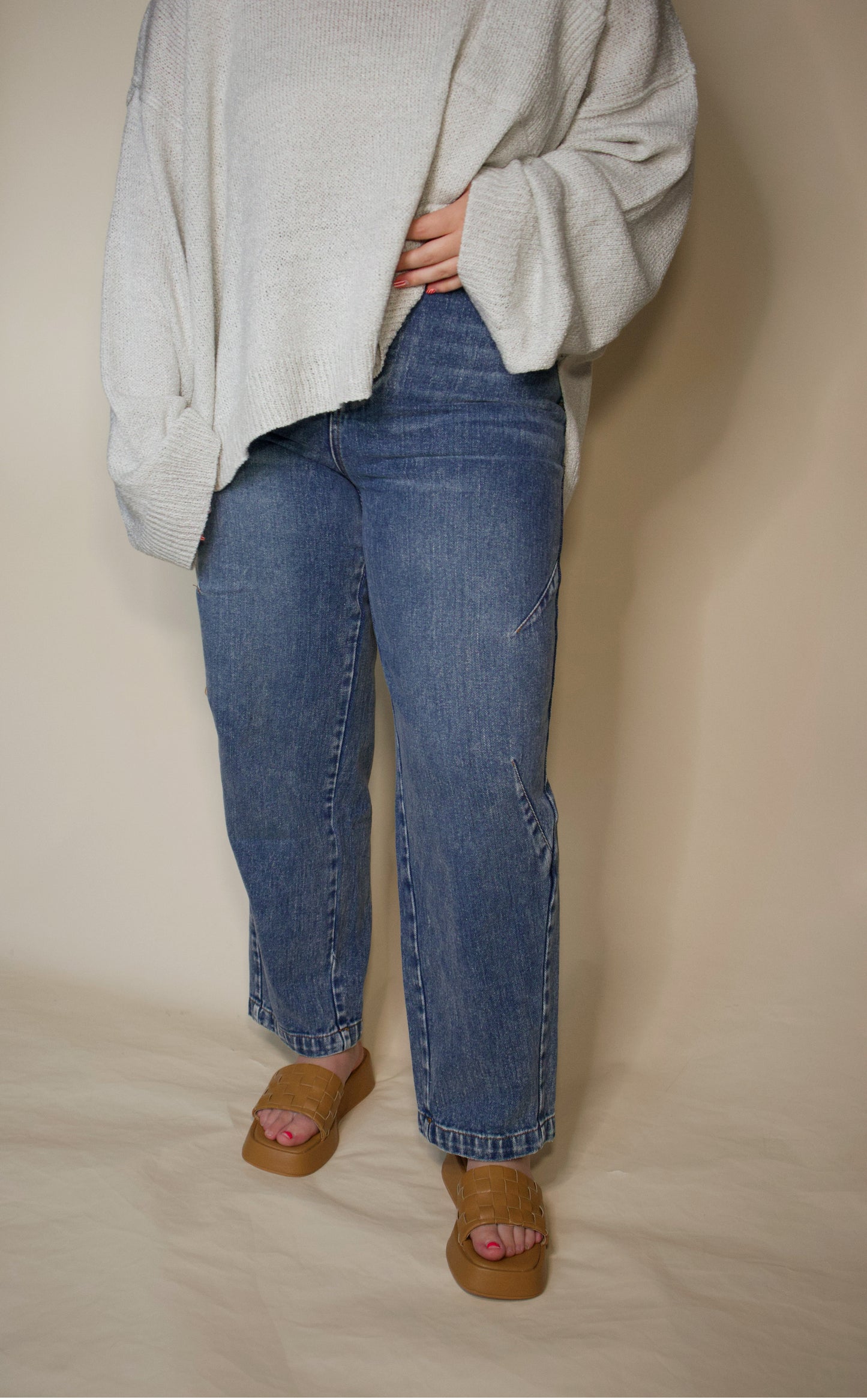Haden Mid Rise Barrel Jean