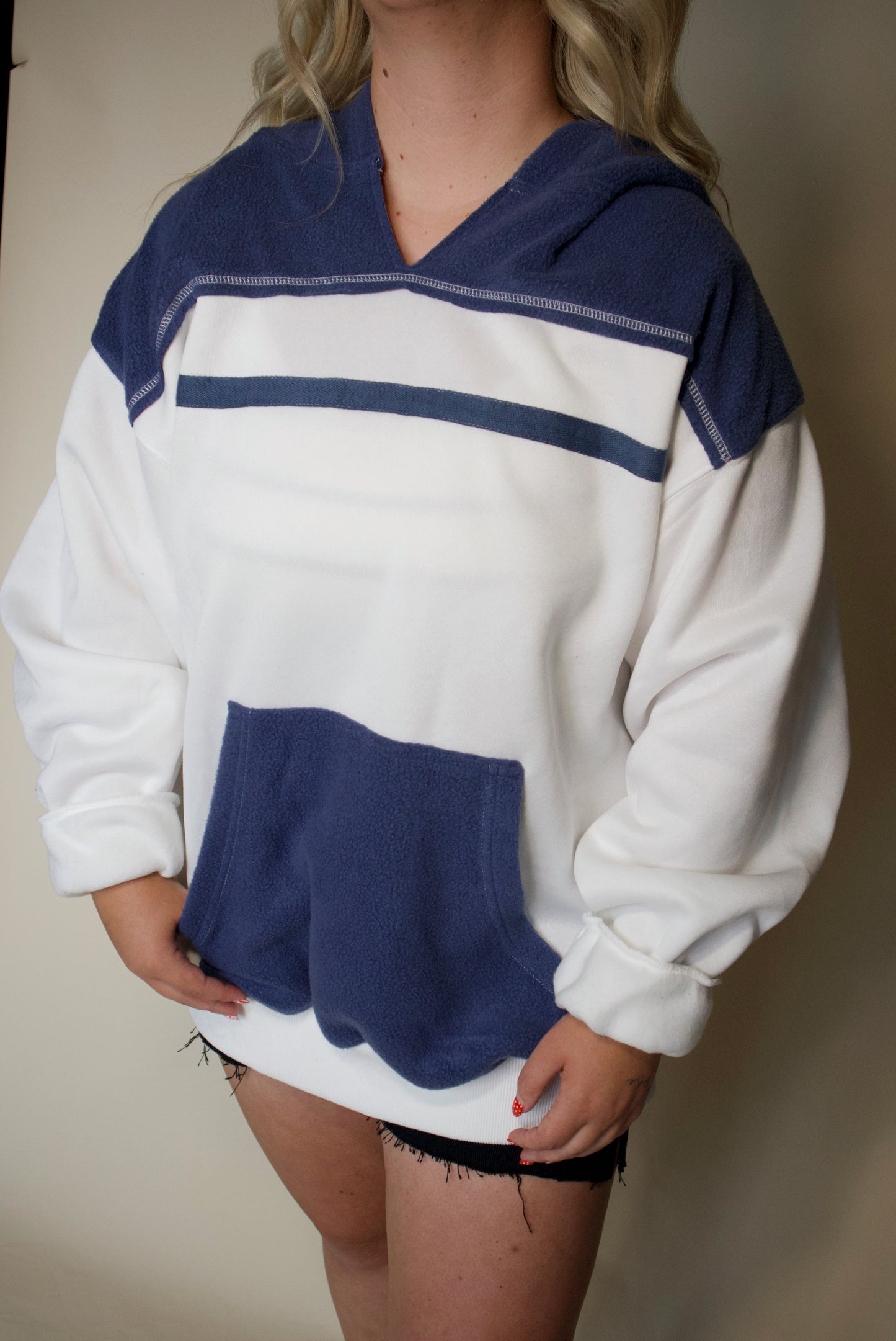 Lari Hooded Sweatshirt