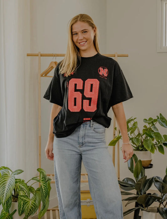 Huskers Crest Stamp Tee